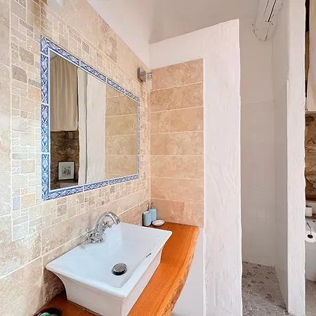 La Maison Perchee *