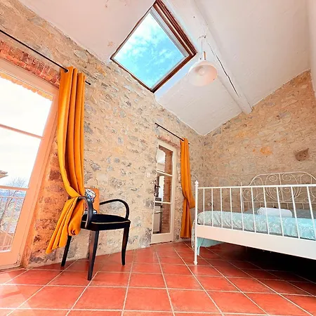 La Maison Perchee Apartment